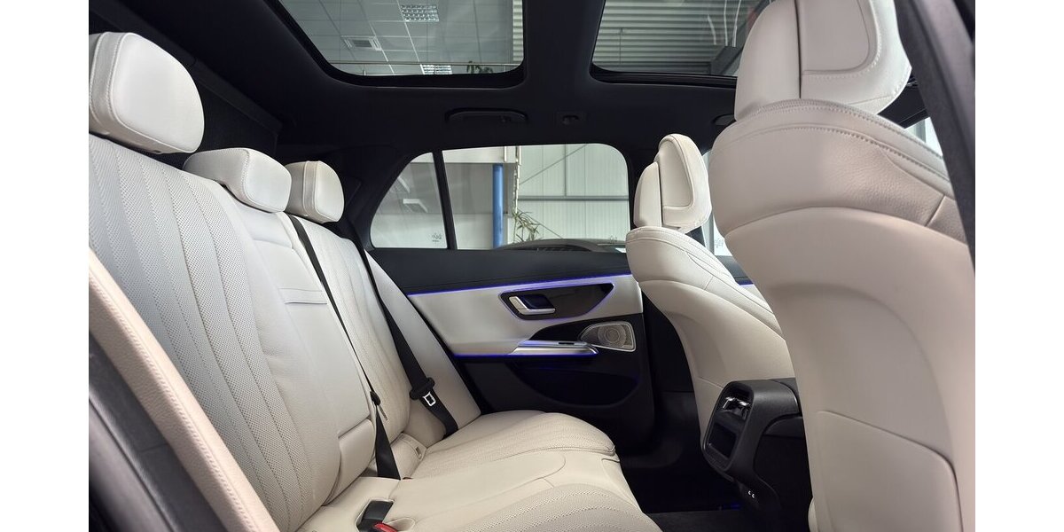 Mercedes-Benz E 300 T e EDITION AMG SUPERSCREEN-4D SOUND- AHK! 11.679 km 62.779 &euro; Groß-Umstadt 64823