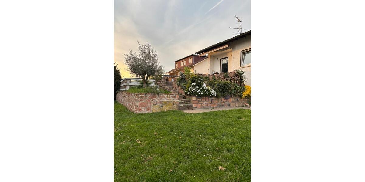 Einfamilienhaus Gründau - 5 Zimmer, 145 m&sup2;, 545.000&euro; | Angebot:27092576