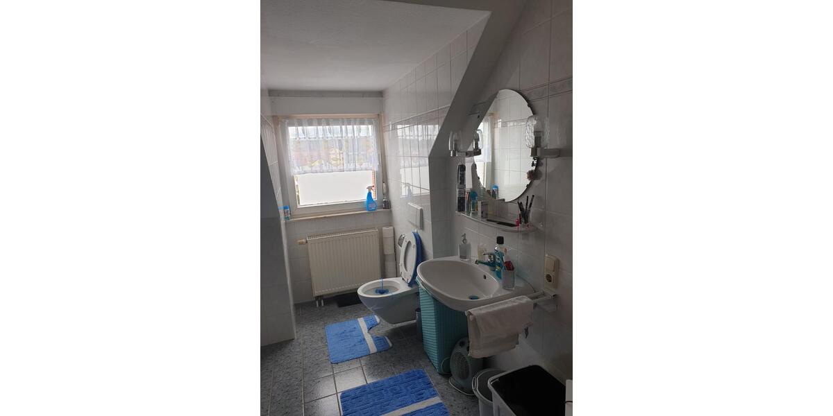 Dachgeschoßwohnung Erlenbach am Main - 2 Zimmer, 67 m&sup2;, 640&euro; | Angebot:25445186