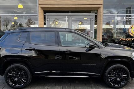 Jeep Compass 11.617 km 26.490 &euro; Aschaffenburg 63741