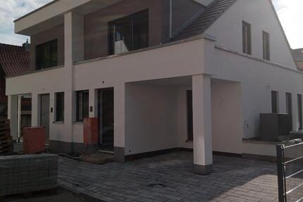 Haus Aschaffenburg Damm - 5 Zimmer, 160 m&sup2;, 1.950&euro; | Angebot:26634677
