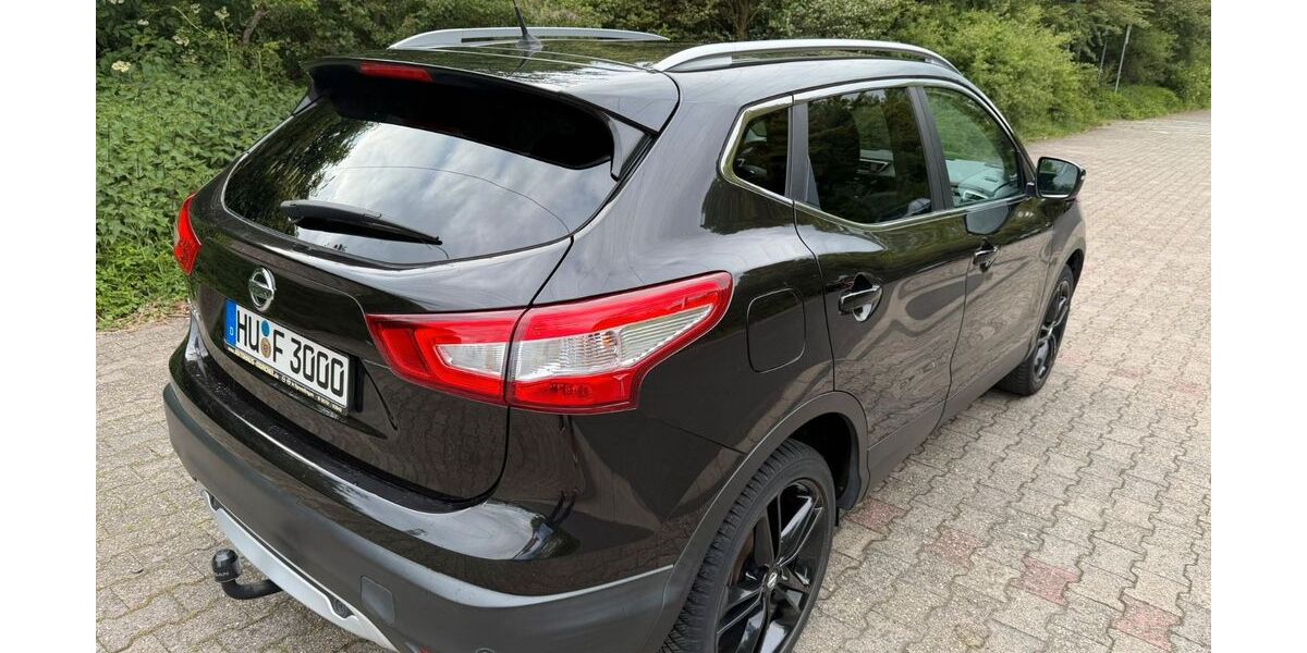 Nissan Qashqai 93.632 km 14.900 &euro; Gelnhausen 63571