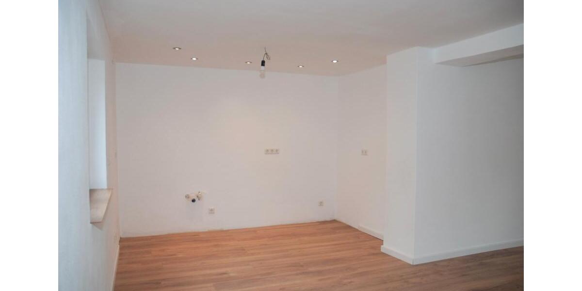Einfamilienhaus Gründau - 5 Zimmer, 124 m&sup2;, 1.100&euro; | Angebot:26493857