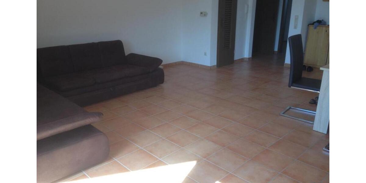 Dachgeschoßwohnung Erlenbach am Main - 3 Zimmer, 72 m&sup2;, 199.000&euro; | Angebot:19179690