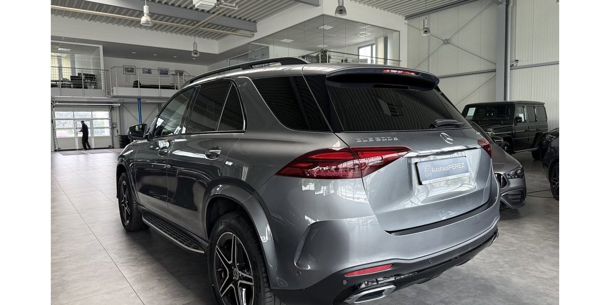 Mercedes-Benz GLE 300 d 4M AMG DISTRON.-STANDHEIZ-AIRMATIC-AHK 13.546 km 83.899 &euro; Groß-Umstadt 64823