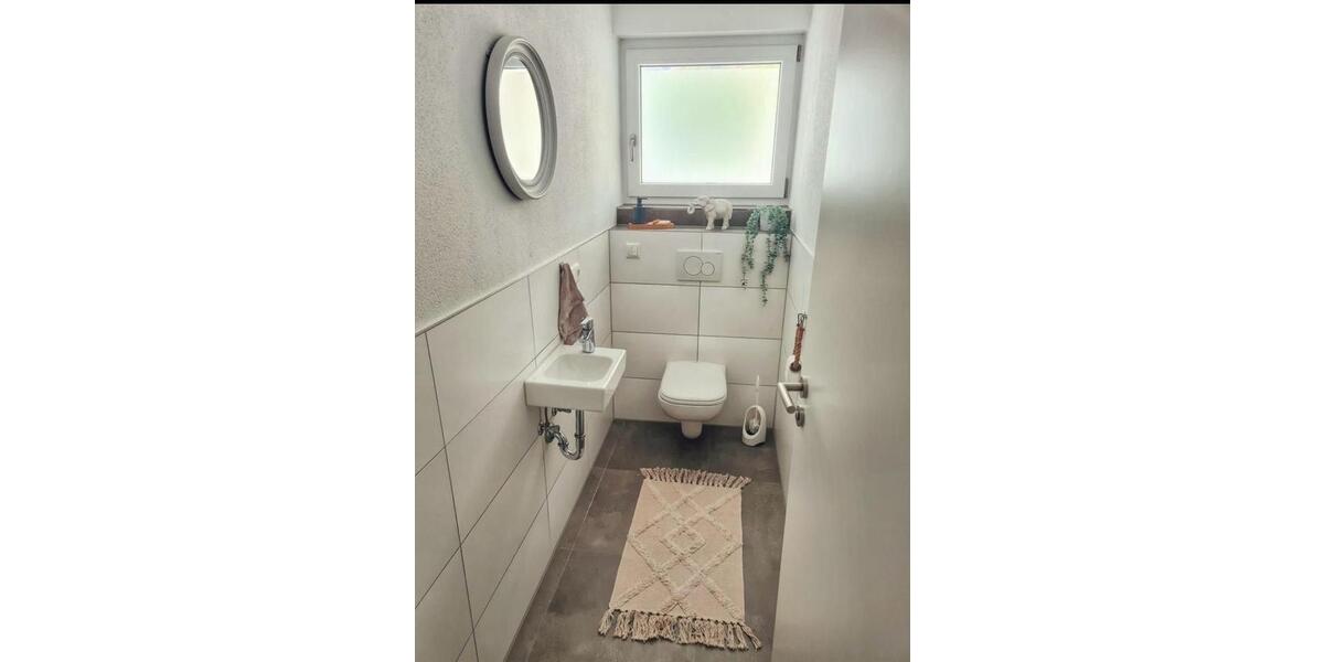 Etagenwohnung Elsenfeld - 4 Zimmer, 120 m&sup2;, 1.250&euro; | Angebot:25942820