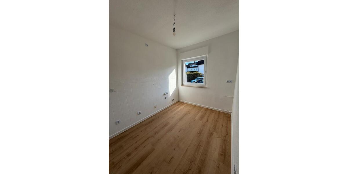 Erdgeschoßwohnung Mainhausen - 3 Zimmer, 90 m&sup2;, 1.465&euro; | Angebot:25383552