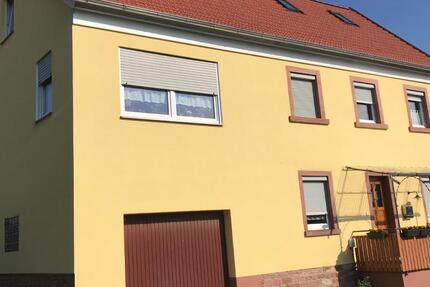 Haus Bürgstadt - 9 Zimmer, 170 m&sup2;, 1.500&euro; | Angebot:25293835