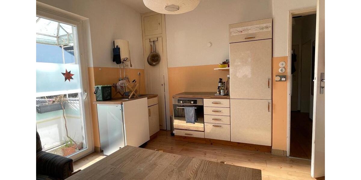 Etagenwohnung Aschaffenburg Damm - 2.5 Zimmer, 63 m&sup2;, 490&euro; | Angebot:26021055