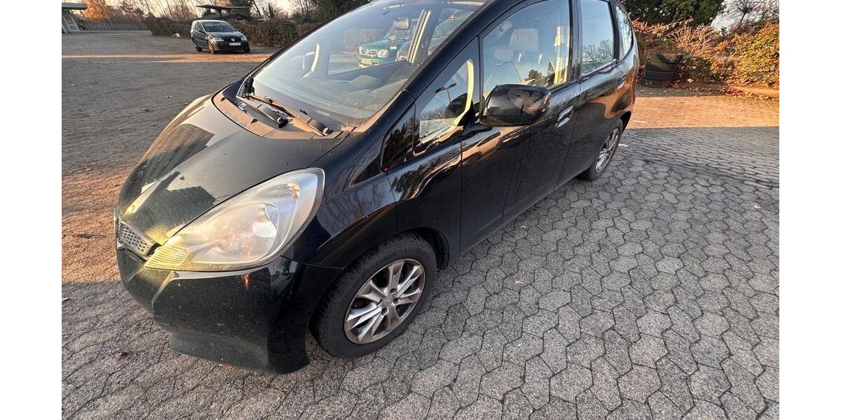 Honda Jazz 172.000 km 4.490 &euro; Hanau 63452