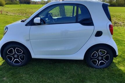 Smart ForTwo 14.900 km 9.000 &euro; Groß-Zimmern 64846