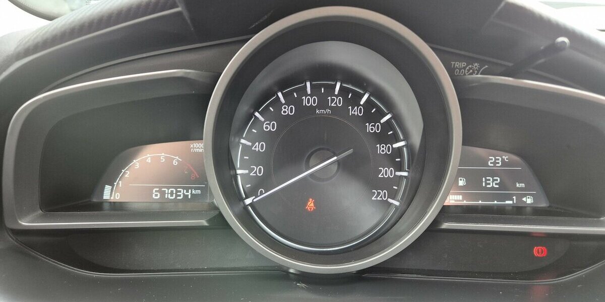 Mazda 2 Prime-Line, Klima 67.000 km 9.990 &euro; Rodgau 63110