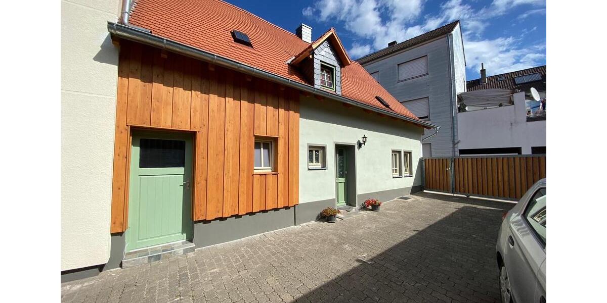 Einfamilienhaus Hanau Großauheim - 11 Zimmer, 204 m&sup2;, 585.000&euro; | Angebot:27079849