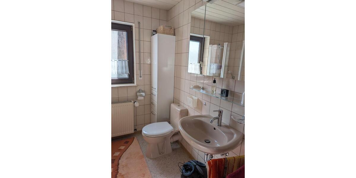 Erdgeschoßwohnung Babenhausen - 3 Zimmer, 90 m&sup2;, 850&euro; | Angebot:26234354