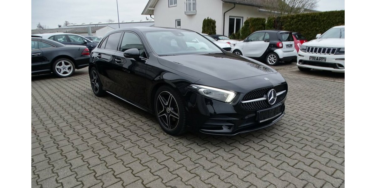Mercedes-Benz A 200 AMG Line, Standheizung, Leder, Rückfahrkamer 145.252 km 17.990 &euro; Rodgau 63110