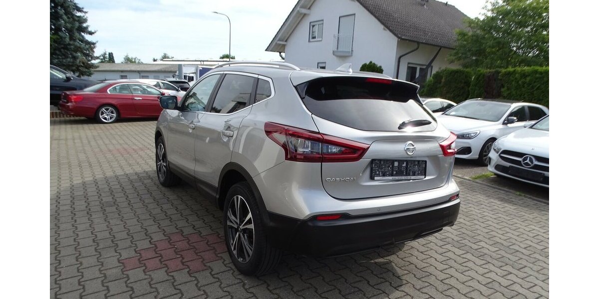 BMW X3 xDrive 20 i xLine, HUD, Kamera, Ambientebeleuch 70.000 km 23.790 &euro; Rodgau 63110