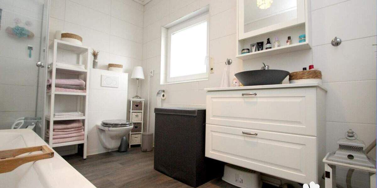 Mehrfamilienhaus, Wohnhaus Laufach - 8 Zimmer, 196 m&sup2;, 499.000&euro; | Angebot:25693753