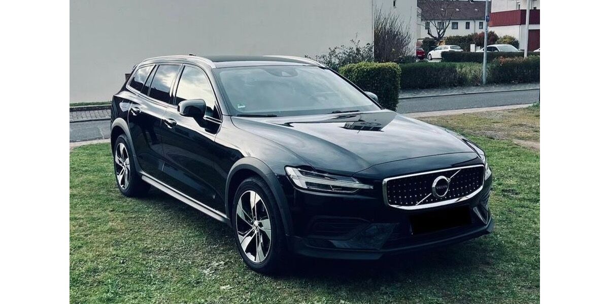 Volvo V60 Cross Country 75.036 km 22.501 &euro; Erlenbach am Main 63906