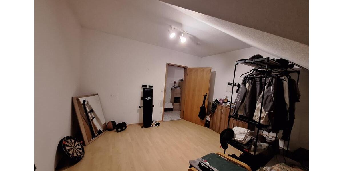 Dachgeschoßwohnung Aschaffenburg Österreicher Kolonie - 2 Zimmer, 76 m&sup2;, 800&euro; | Angebot:24315634