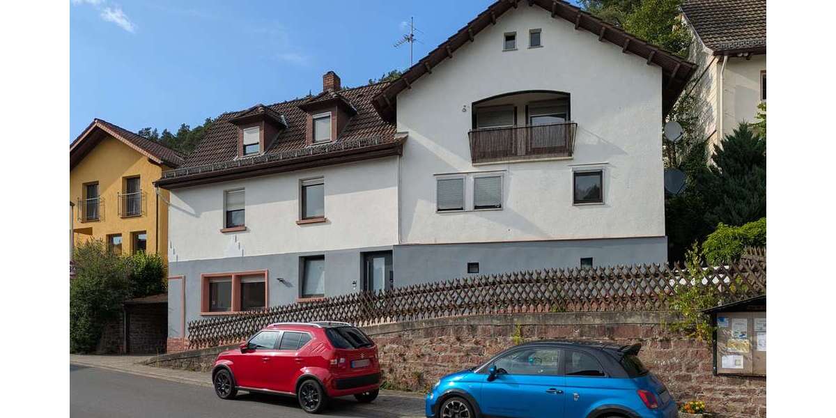 Einfamilienhaus Bad König - 10 Zimmer, 229 m&sup2;, 229.000&euro; | Angebot:25447153