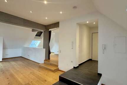 Wohnung Aschaffenburg Österreicher Kolonie - 2.5 Zimmer, 103 m&sup2;, 1.350&euro; | Angebot:26033264