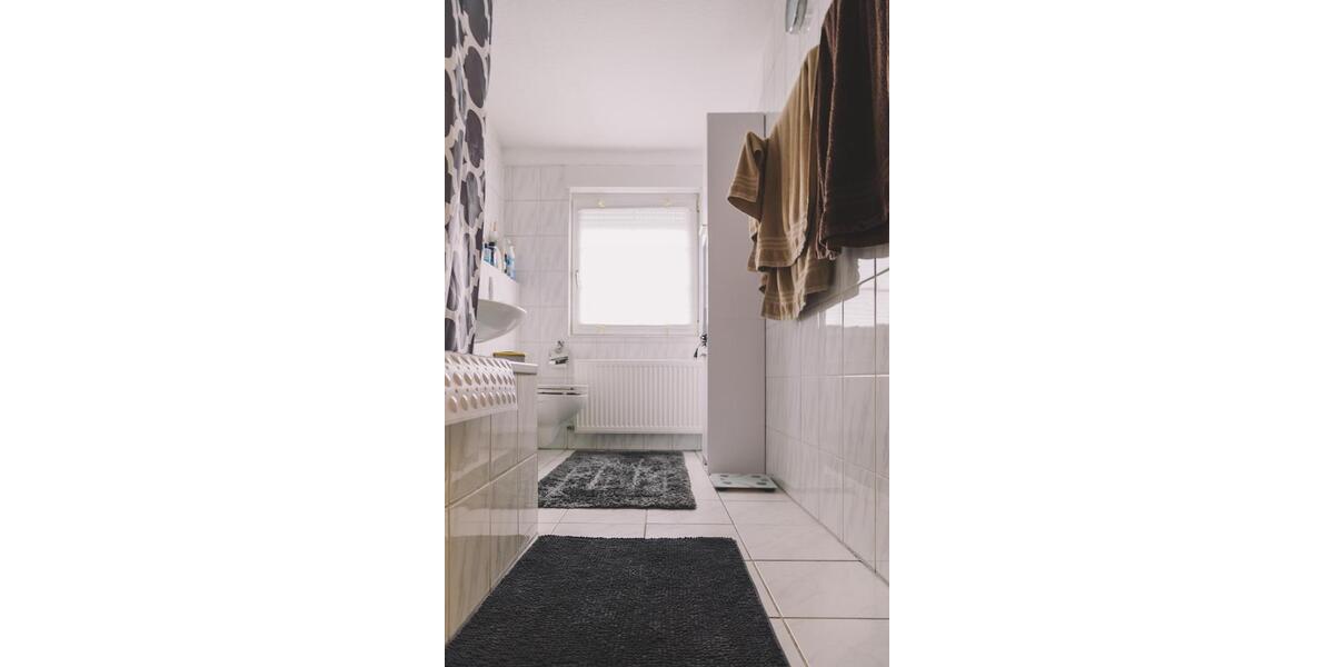 Dachgeschoßwohnung Hanau - 2 Zimmer, 68 m&sup2;, 900&euro; | Angebot:26296793