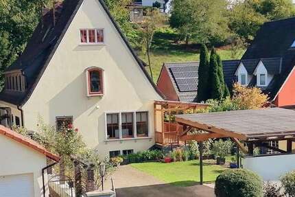 Haus Laufach - 11 Zimmer, 286 m&sup2;, 769.000&euro; | Angebot:25235471