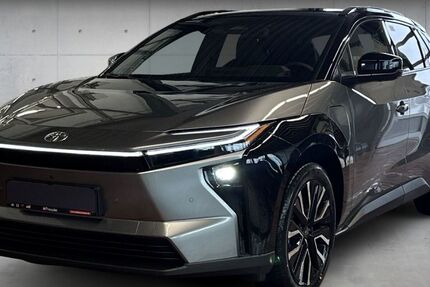 Toyota bZ4X 2.000 km 55.153 &euro; Klingenberg 63911