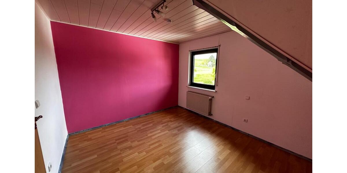 Dachgeschoßwohnung Lützelbach - 3 Zimmer, 85 m&sup2;, 800&euro; | Angebot:26677559