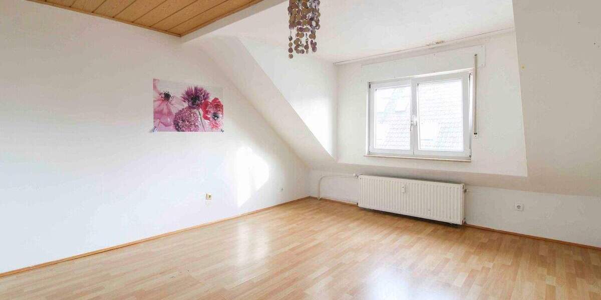 Einfamilienhaus Hanau Großauheim - 6 Zimmer, 289.000&euro; | Angebot:25715899