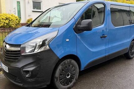 Opel Vivaro 215.000 km 13.999 &euro; Linsengericht 63589