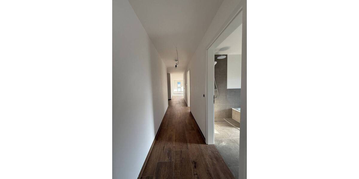 Etagenwohnung Alzenau - 4 Zimmer, 134 m&sup2;, 1.675&euro; | Angebot:26036656