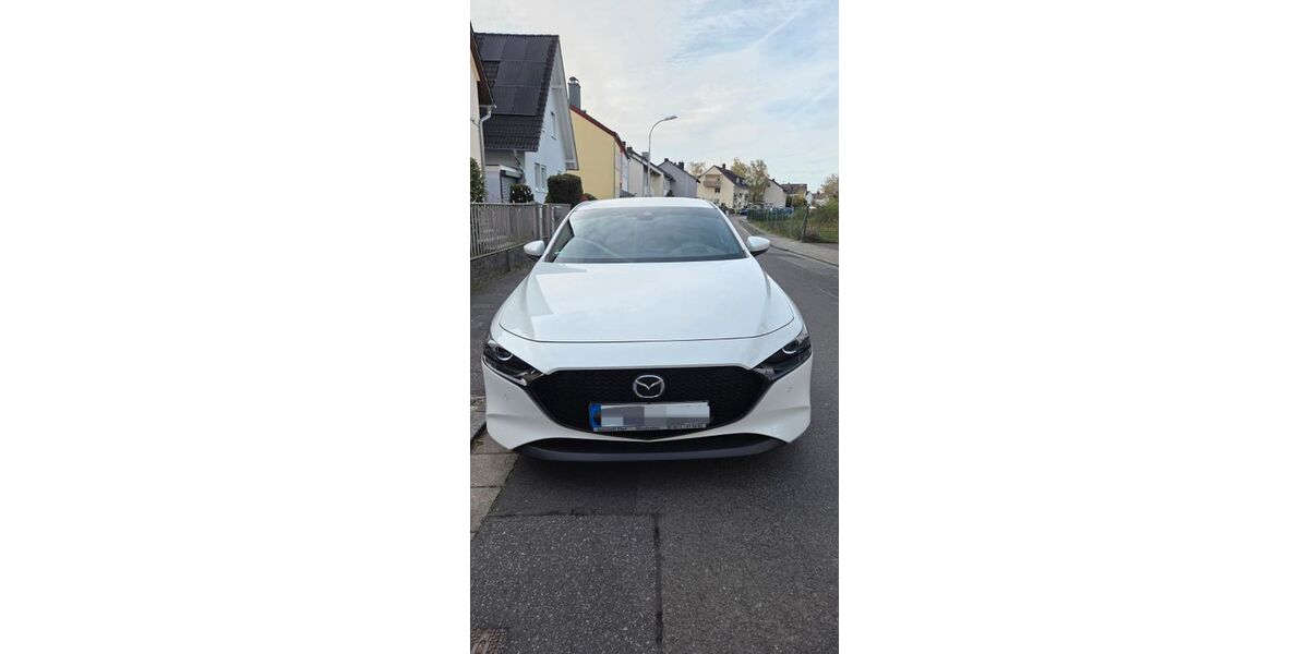 Mazda 3 51.000 km 17.000 &euro; Rodgau 63110