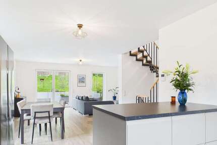 Haus Waldaschaff - 4 Zimmer, 145 m&sup2;, 1.450&euro; | Angebot:26152860