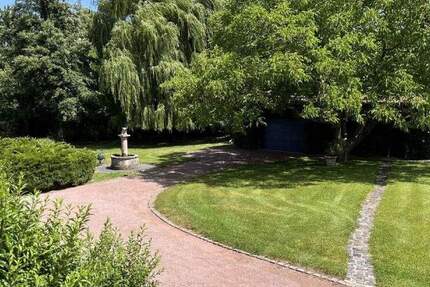 Haus Bruchköbel Oberissigheim - 8 Zimmer, 329 m&sup2;, 1.595.000&euro; | Angebot:25671393