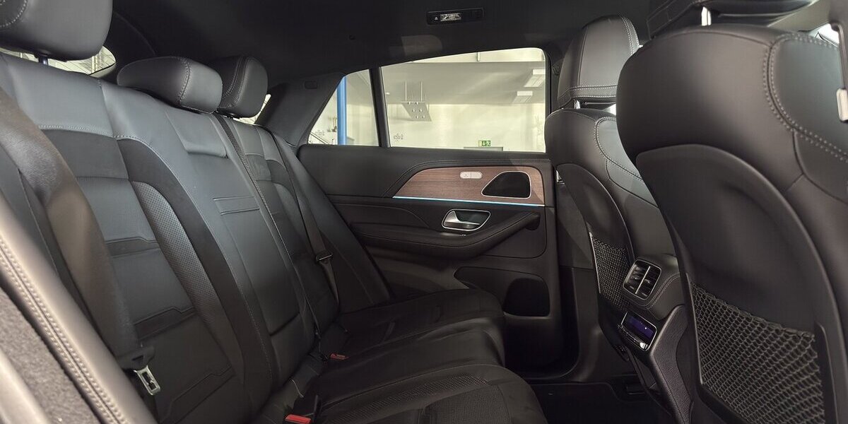 Mercedes-Benz GLE 53 AMG Coupé 4M+ DISTRONIC- AHK- ACTIVE RIDE 49.438 km 74.979 &euro; Groß-Umstadt 64823