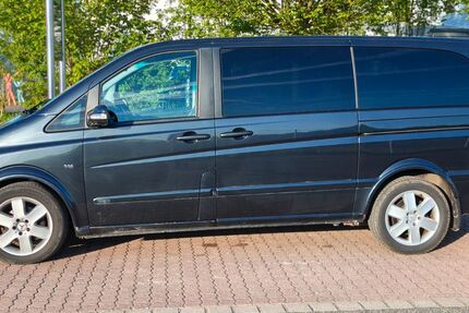 Mercedes-Benz Viano 299.999 km 9.499 &euro; Freudenberg 97896