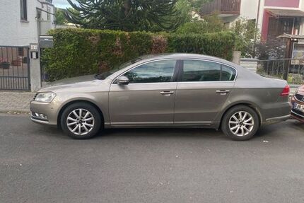 VW Passat 133.200 km 6.500 &euro; Dietzenbach 63128