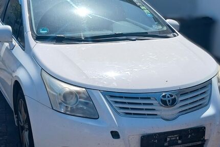 Toyota Avensis 211.500 km 5.150 &euro; Wörth am Main 63939