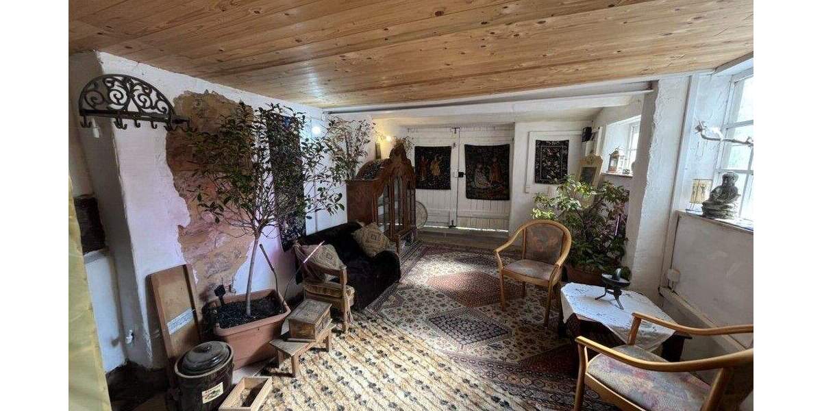 Einfamilienhaus Breuberg / Neustadt Neustadt - 6 Zimmer, 111 m&sup2;, 175.000&euro; | Angebot:25816034