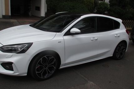 Ford Focus 128.000 km 9.900 &euro; Maintal 63477