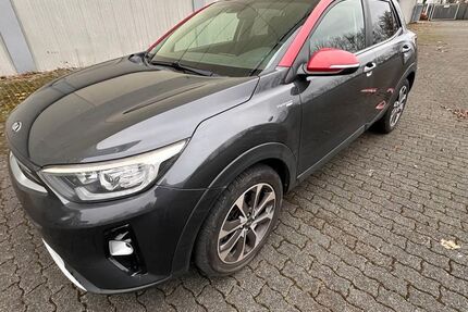 Kia Stonic 202.000 km 6.950 &euro; Hanau 63452