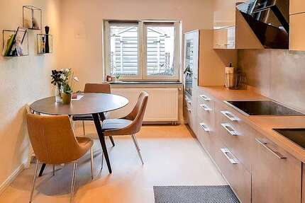 Wohnung Höchst - 4 Zimmer, 140 m&sup2;, 239.000&euro; | Angebot:25447154