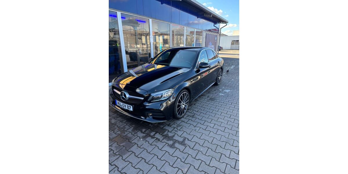 Mercedes-Benz C 300 148.500 km 26.200 &euro; Hanau 63450
