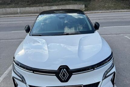 Renault Megane E-TECH 30.000 km 25.500 &euro; Aschaffenburg 63743