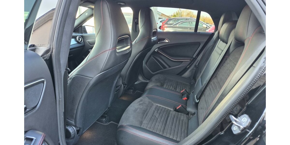 Mercedes-Benz CLA 200 Shooting Brake AMG Line Panoramadach, Rück 102.333 km 17.290 &euro; Rodgau 63110