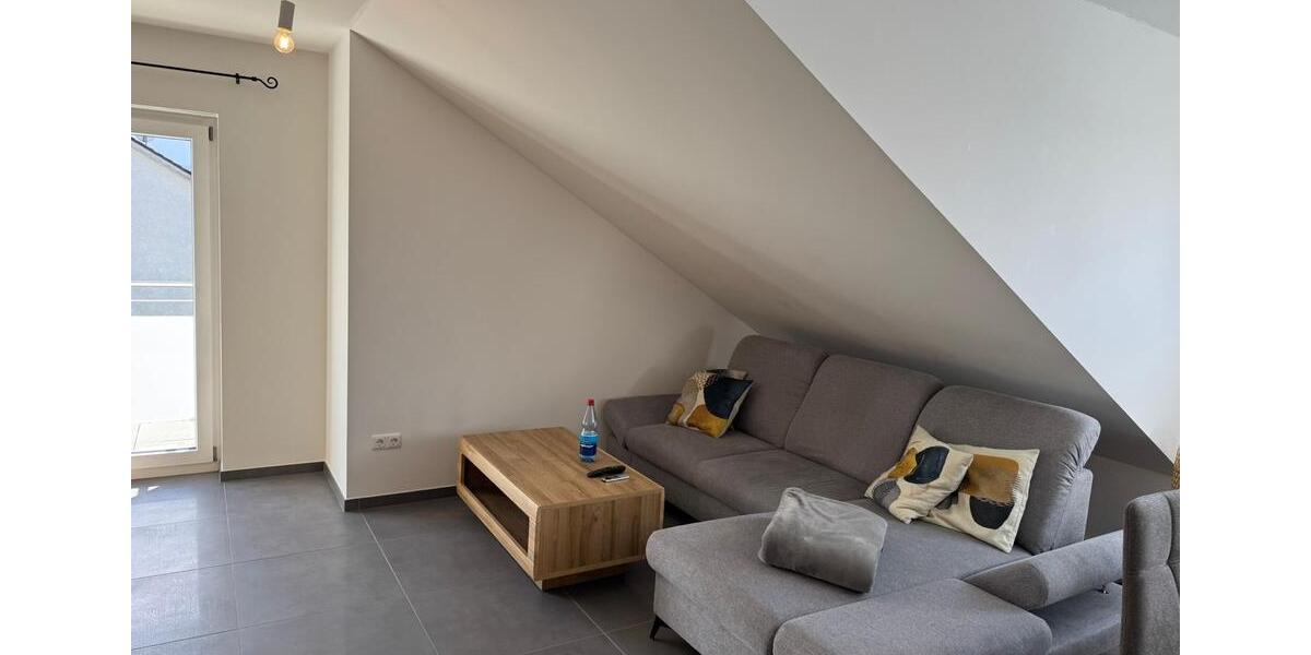 Dachgeschoßwohnung Klingenberg am Main - 2 Zimmer, 67 m&sup2;, 700&euro; | Angebot:26035495