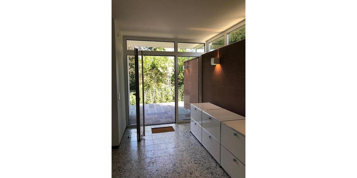 Einfamilienhaus Bürgstadt - 9 Zimmer, 300 m&sup2;, 2.950&euro; | Angebot:24940965