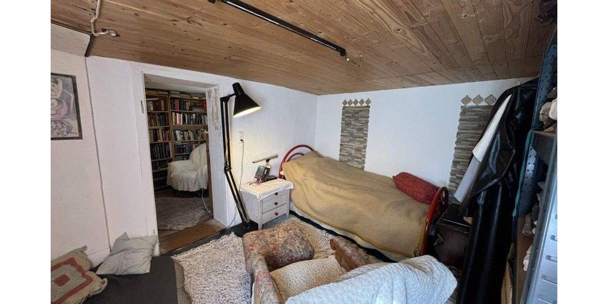 Einfamilienhaus Breuberg / Neustadt Neustadt - 6 Zimmer, 111 m&sup2;, 175.000&euro; | Angebot:25816034