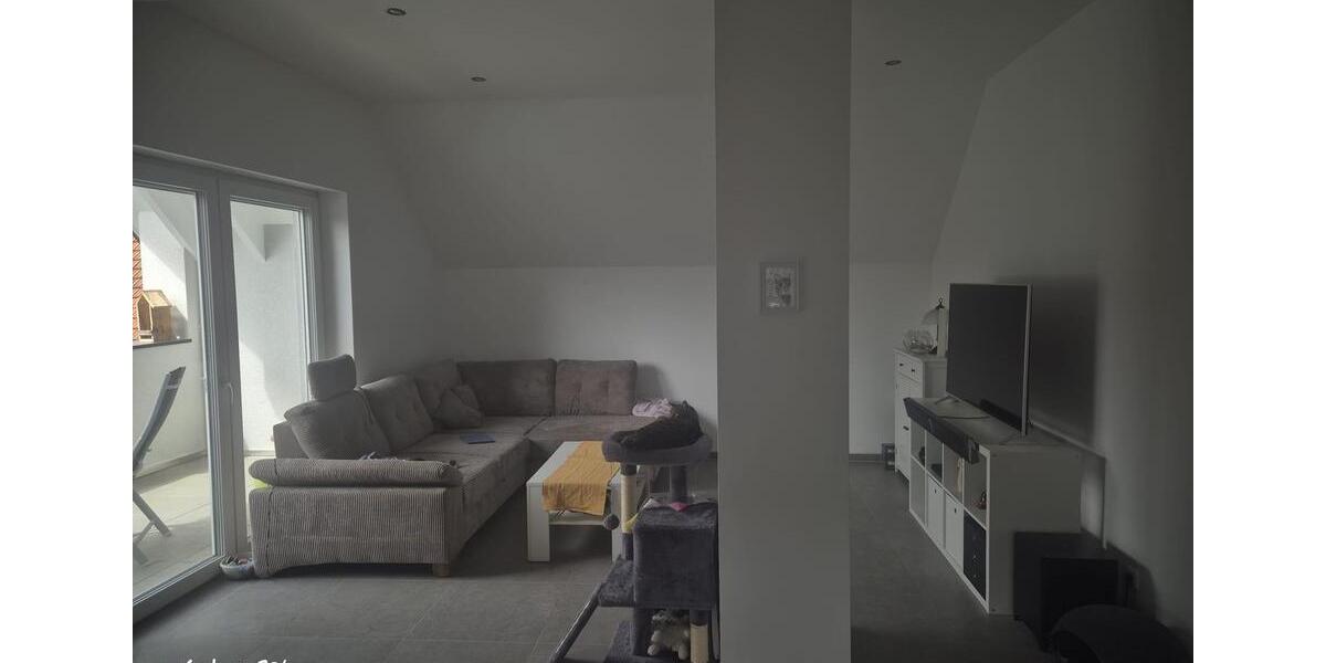 Dachgeschoßwohnung Rodgau - 3 Zimmer, 110 m&sup2;, 1.400&euro; | Angebot:26660603